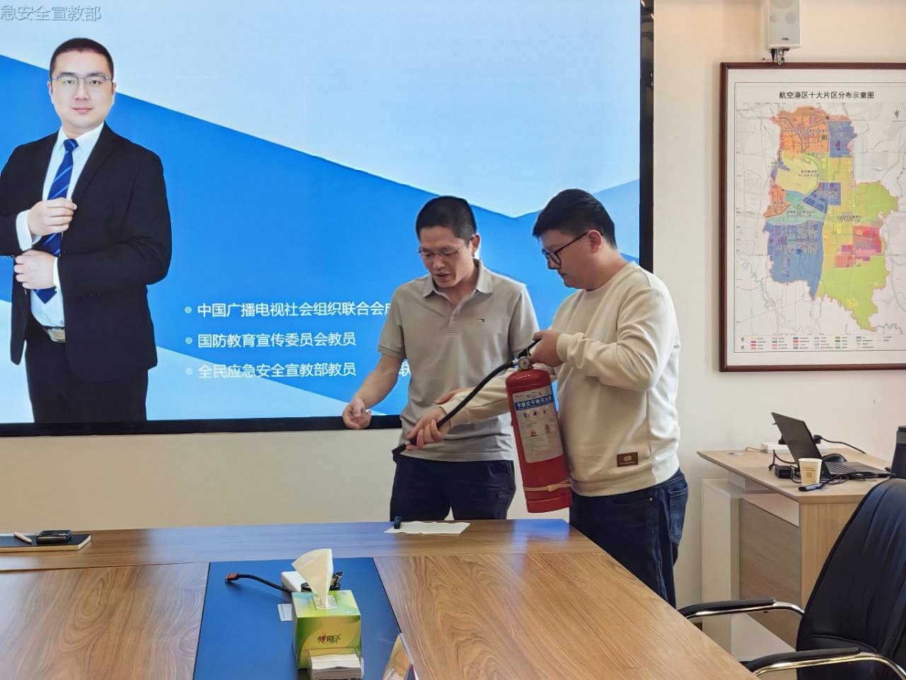 29e8a8a7b0e9b9569a6021a3b695ba3e_origin(1).jpg 29e8a8a7b0e9b9569a6021a3b695ba3e_origin(1).jpg